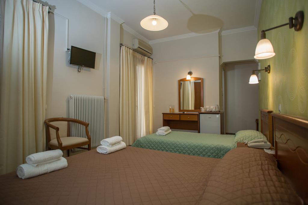 Hotel Liberty Mesolóngion Exteriör bild